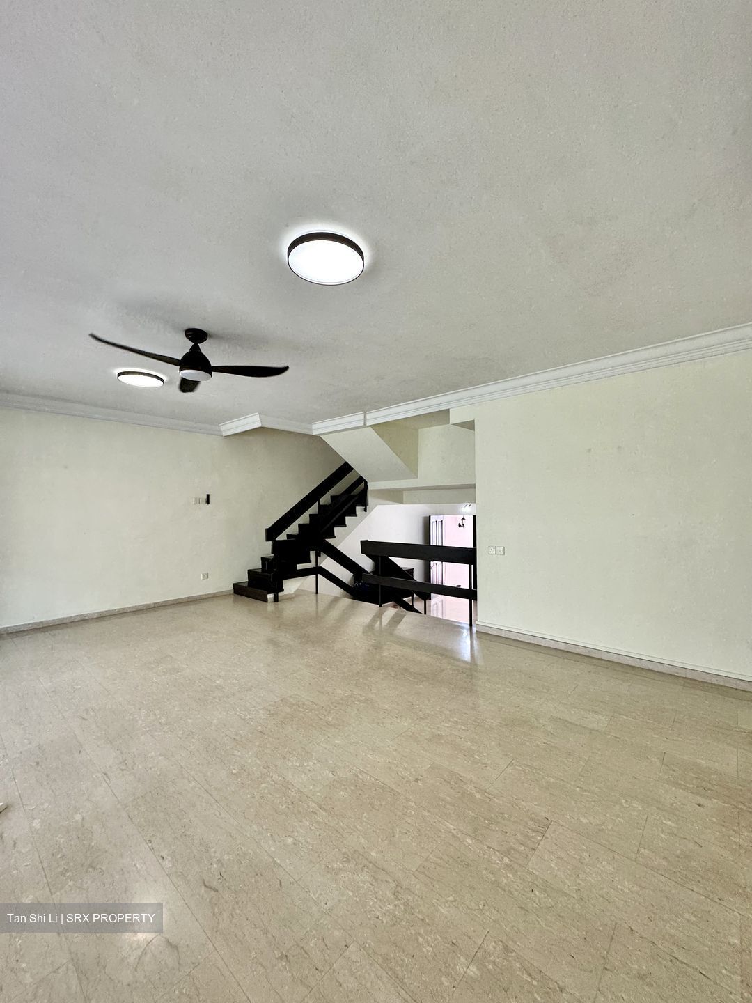 West Coast Gardens (D5), Terrace #450019291